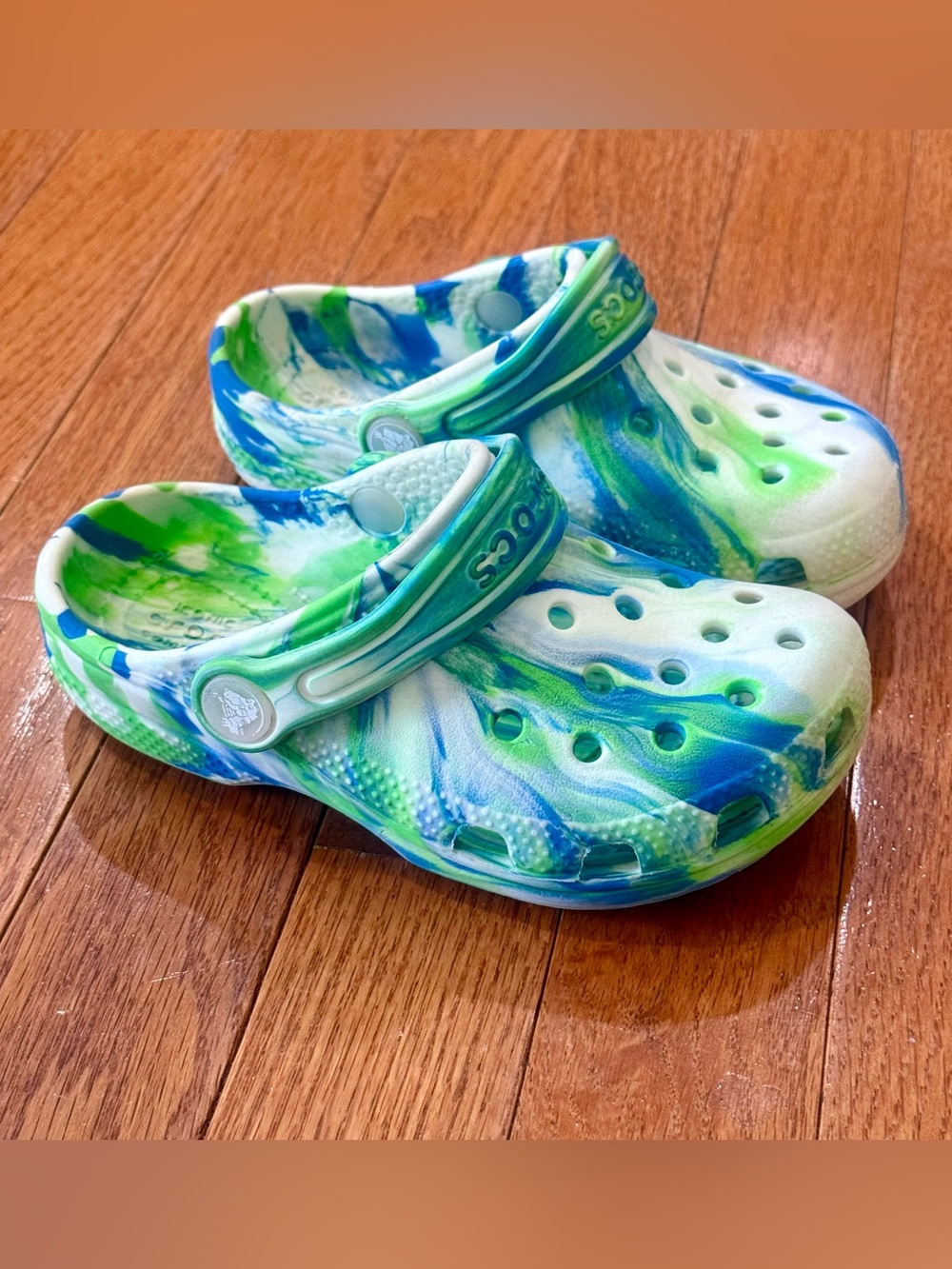 Crocs Kids C10 Toddler Classic Marbled Clogs Swirl Tie Dye Water Shoes Slide On